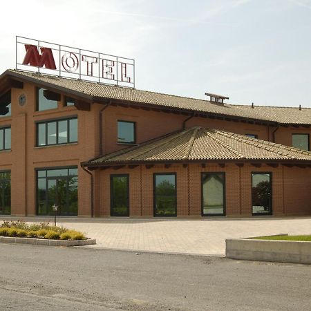 Hm Motelhotel Castellazzo Bormida Exterior foto