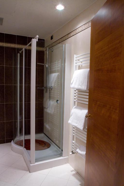 Hm Motelhotel Castellazzo Bormida Zimmer foto