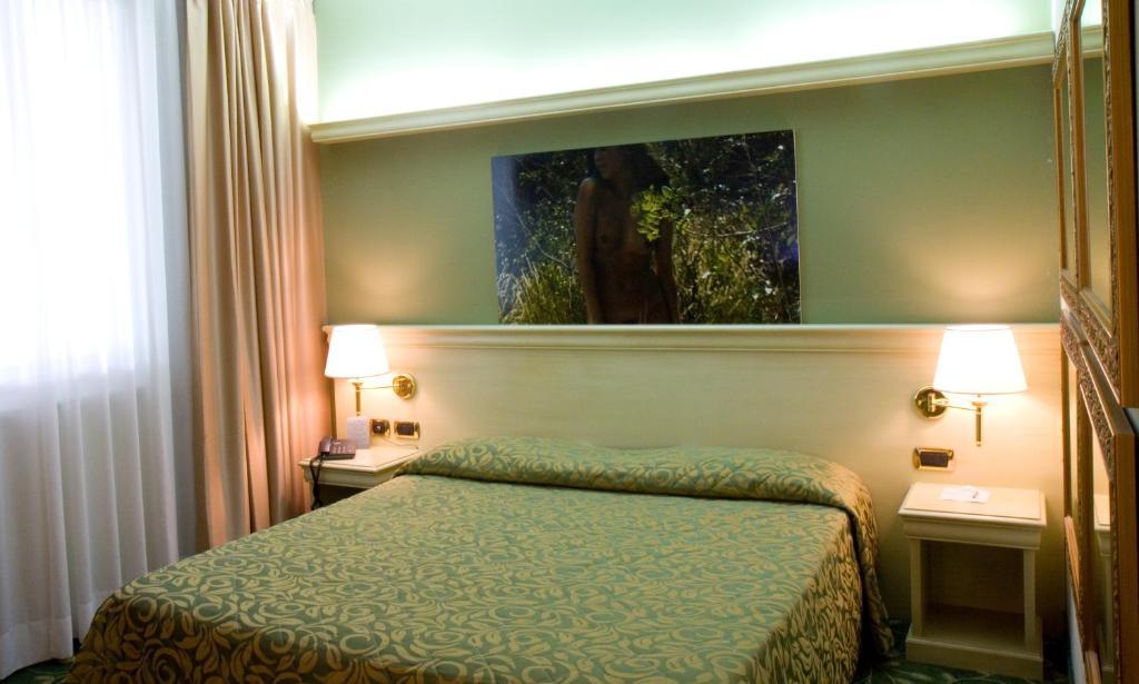 Hm Motelhotel Castellazzo Bormida Zimmer foto